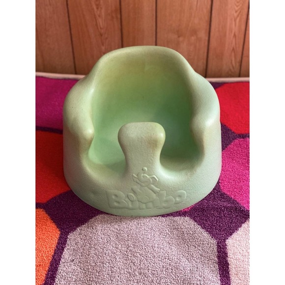 Bumbo chair with eating tray